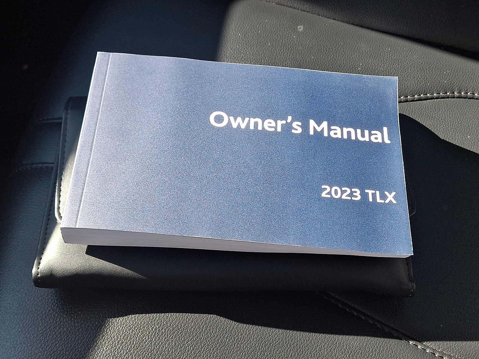 Used 2023 Acura TLX FWD image 27