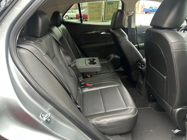 Used 2023 Buick Envision Essence image 16