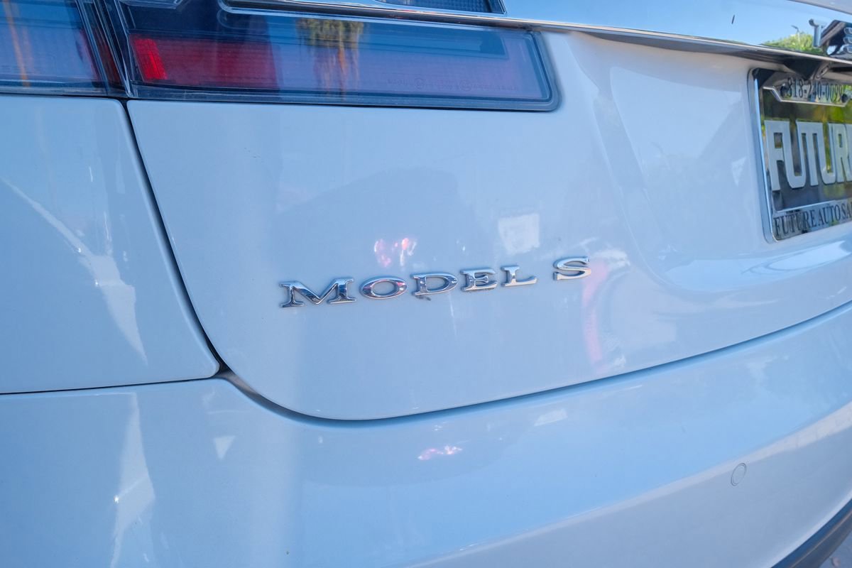 Used 2015 Tesla Model S 70 RWD image 44