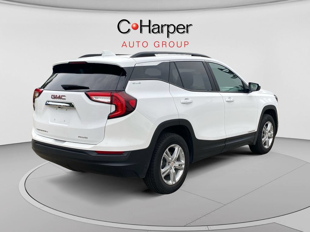 Certified 2023 GMC Terrain SLE w/ Driver Convenience Package AWD/4WD image 3