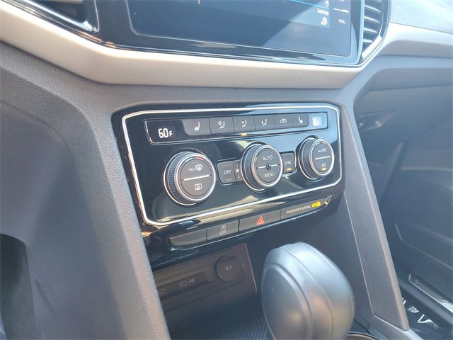 Used 2023 Volkswagen Atlas Cross Sport SE image 20