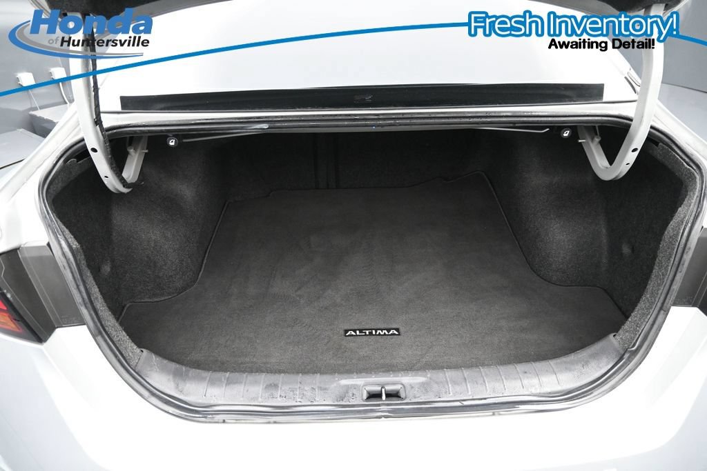 Used 2020 Nissan Altima 2.5 S FWD image 12