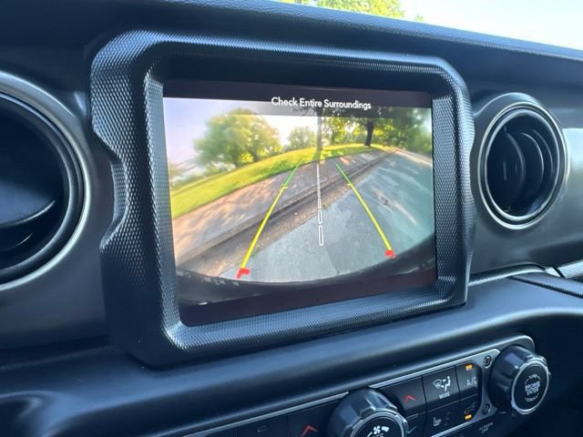 Used 2023 Jeep Wrangler Unlimited Sport AWD/4WD image 21