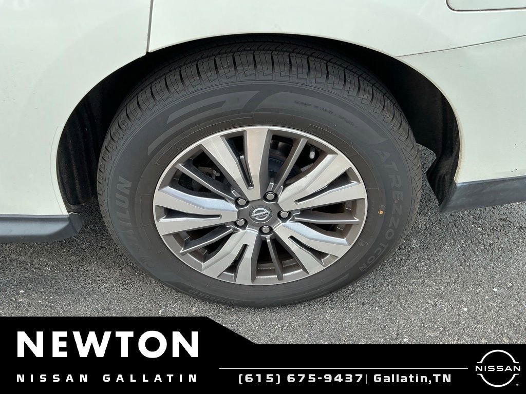 Used 2020 Nissan Pathfinder SV FWD image 18