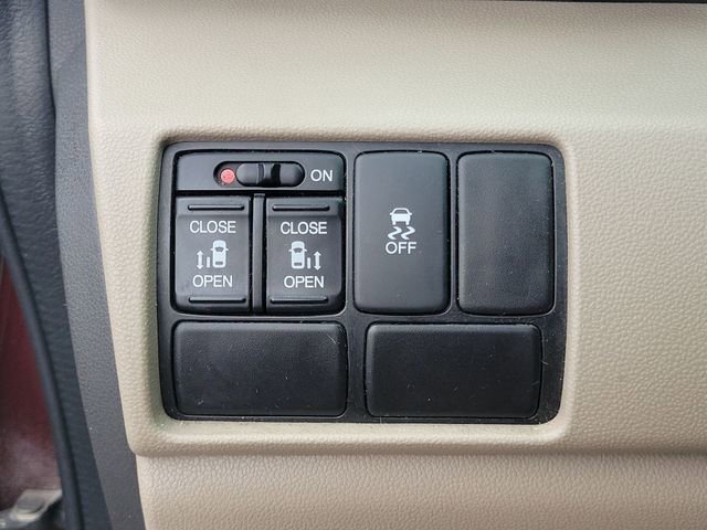 Used 2016 Honda Odyssey SE image 25