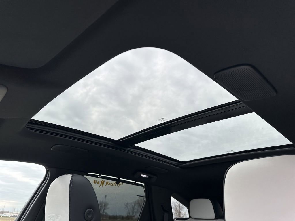 Used 2024 Acura ZDX Type S image 6