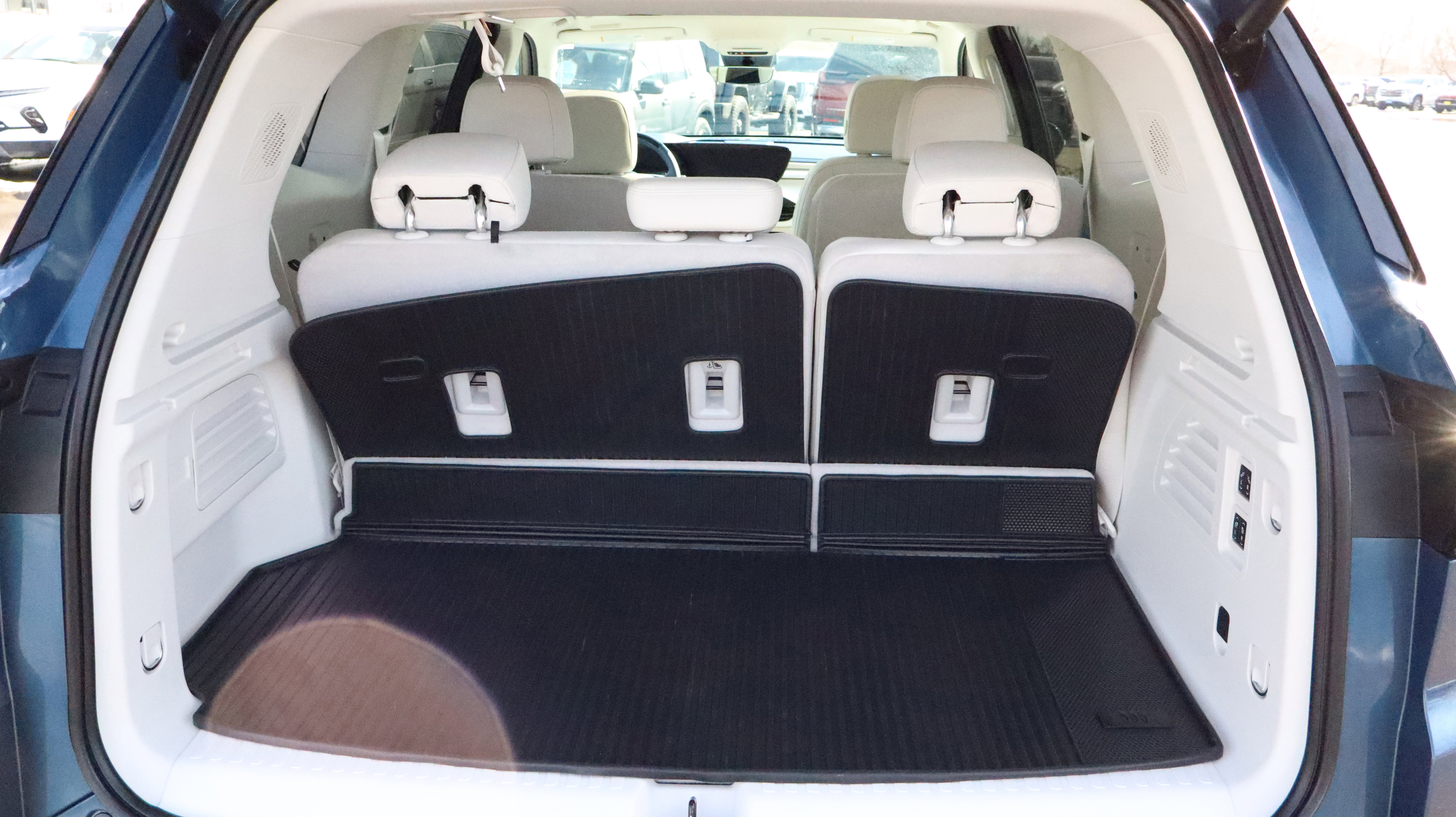 Certified 2025 Buick Enclave Avenir w/ Super Cruise Package image 15