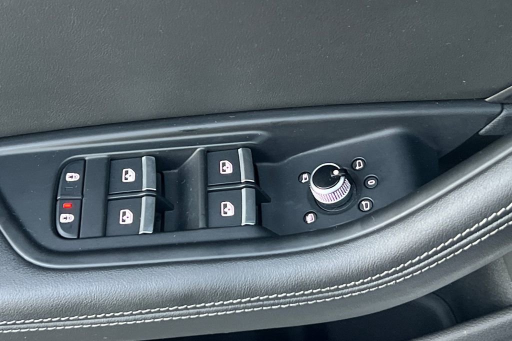 Used 2023 Audi A4 2.0T Premium Plus image 14