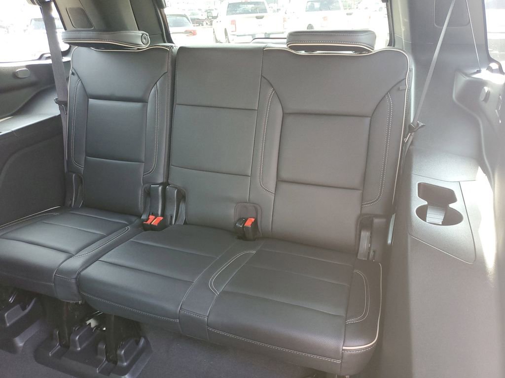 Used 2022 GMC Yukon SLT image 6