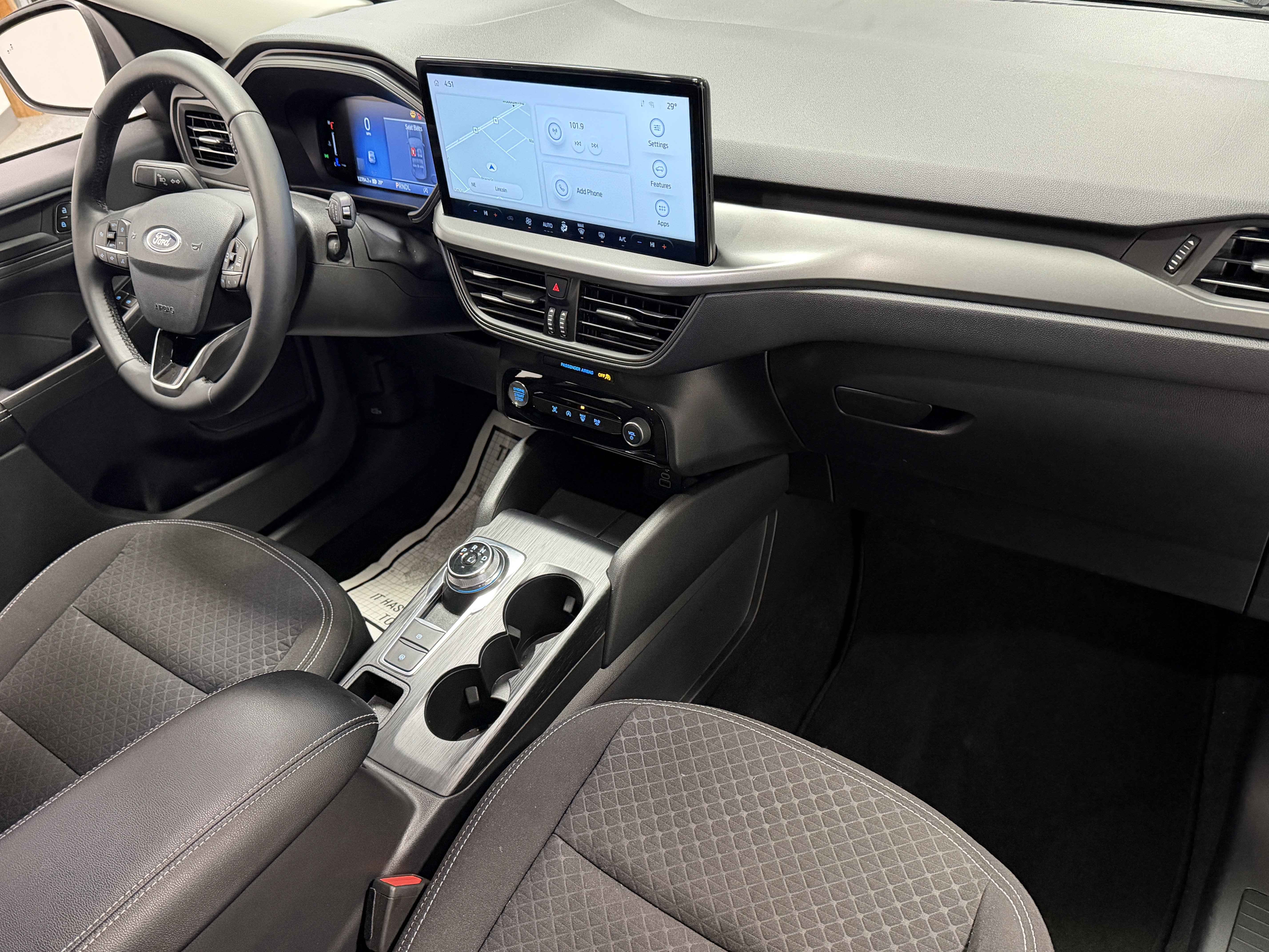 Used 2024 Ford Escape Active w/ Tech Pack #1 image 8