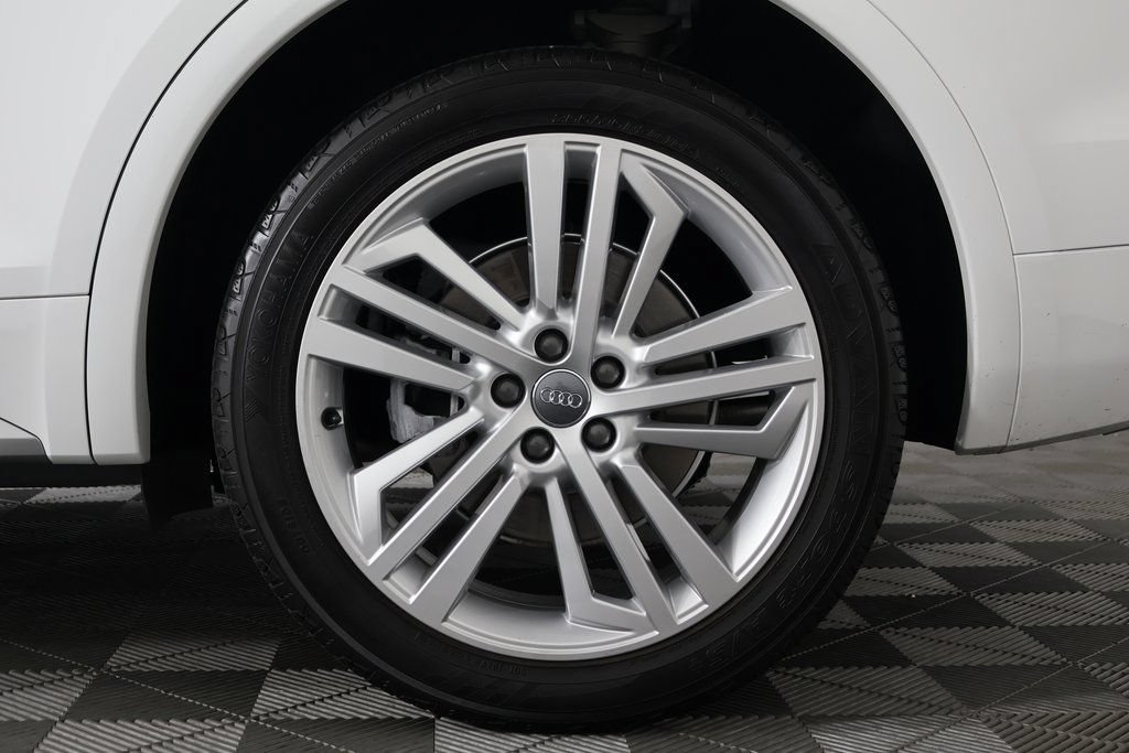 Used 2019 Audi Q5 2.0T Premium Plus AWD/4WD image 16