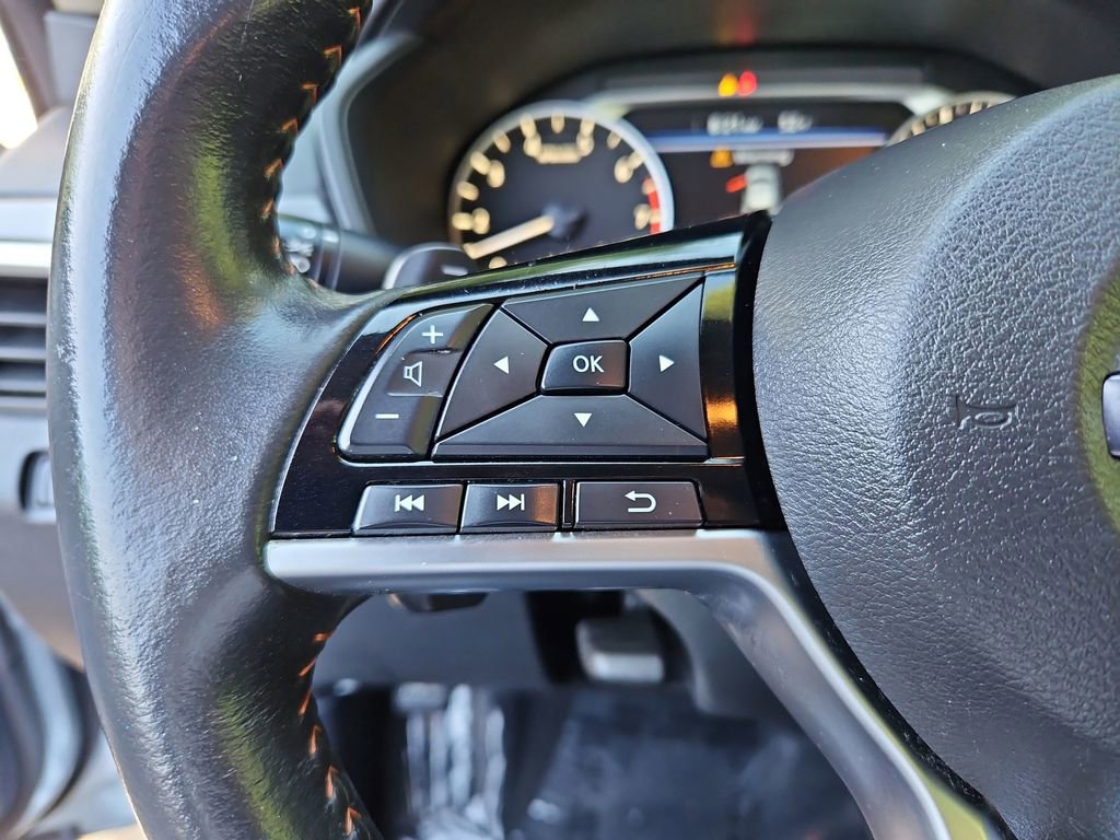 Used 2024 Nissan Altima 2.5 SR FWD image 11