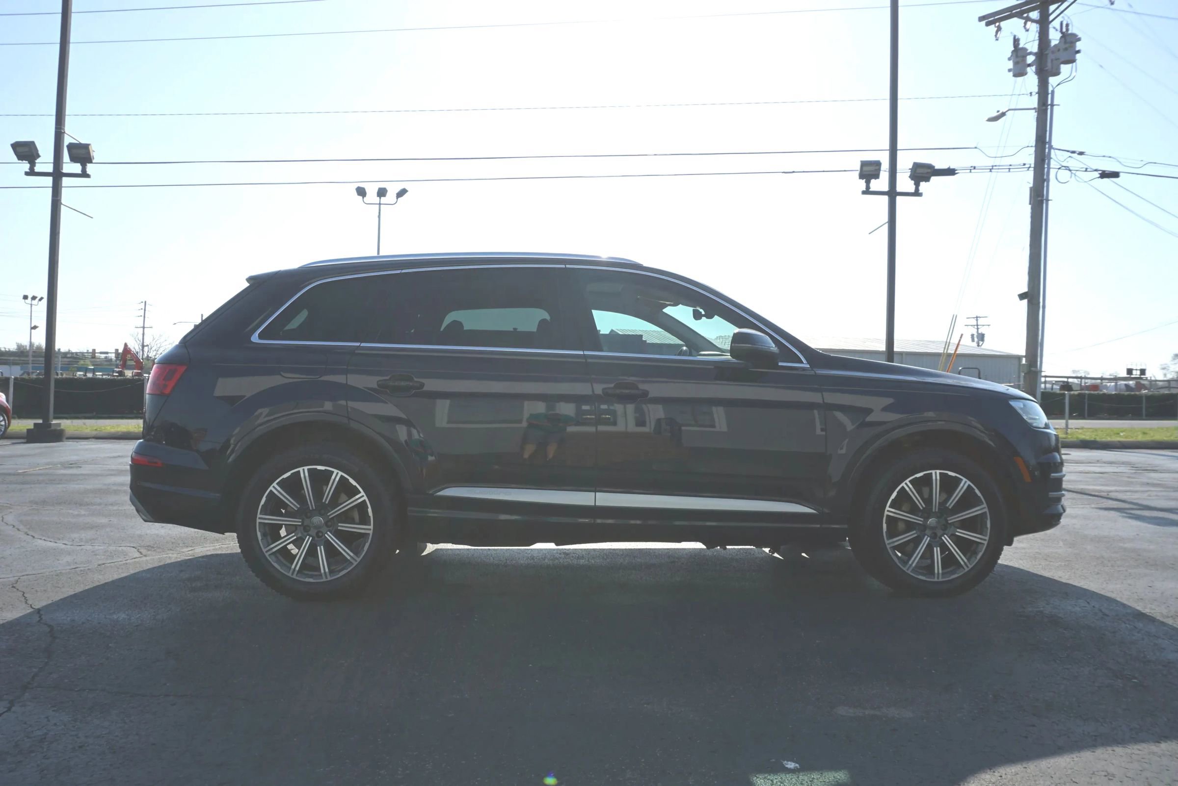 Used 2017 Audi Q7 3.0T Premium Plus image 4