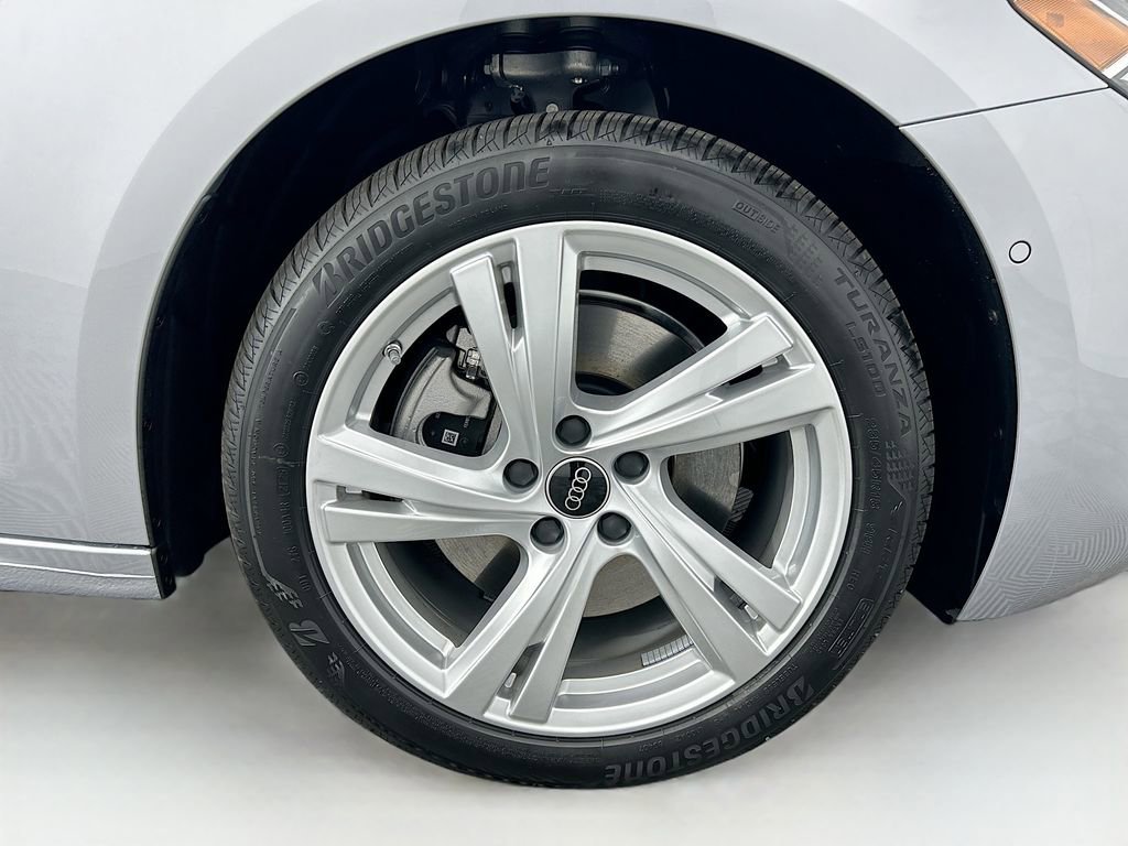 Used 2025 Audi A5 2.0T Premium Plus w/ Premium Plus image 32