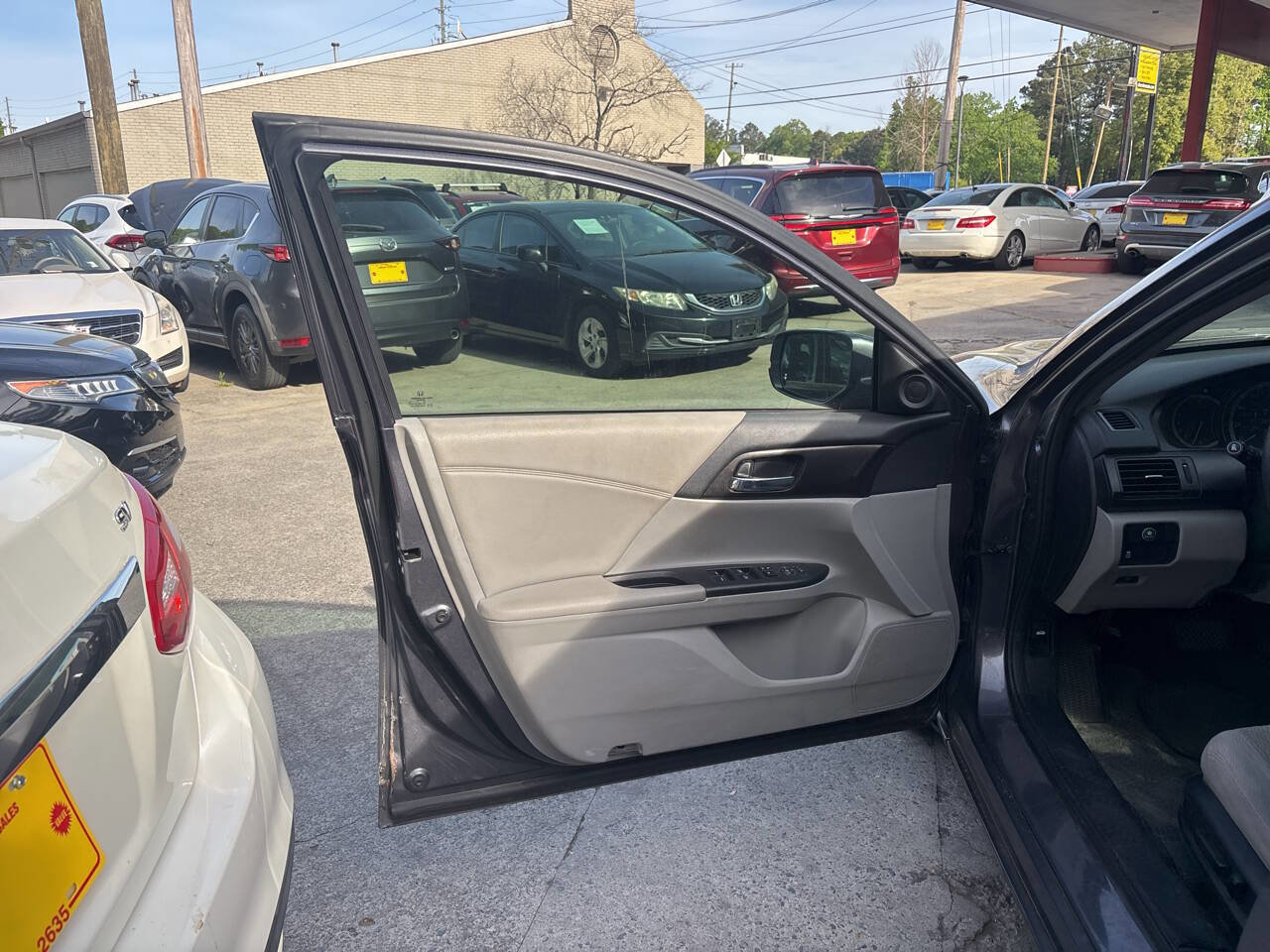Used 2015 Honda Accord EX image 11