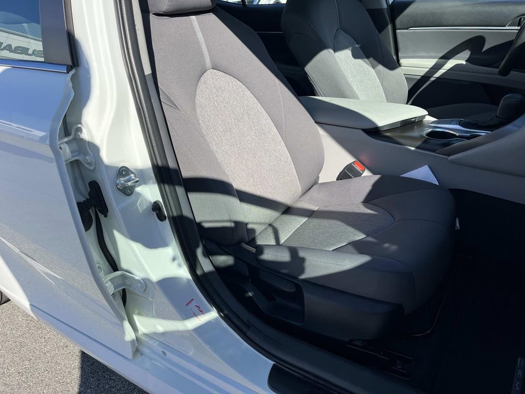 Used 2023 Toyota Camry LE image 23