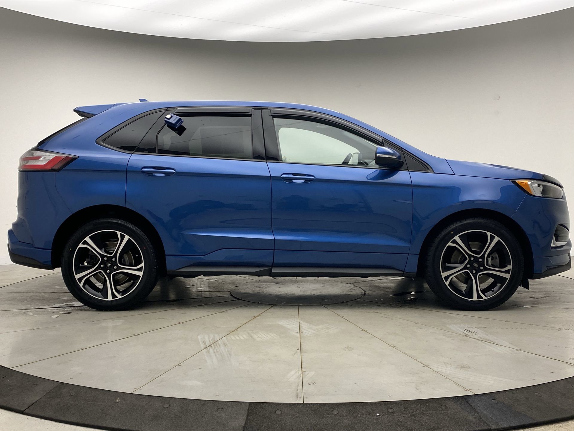 Used 2019 Ford Edge ST w/ Cold Weather Package image 6