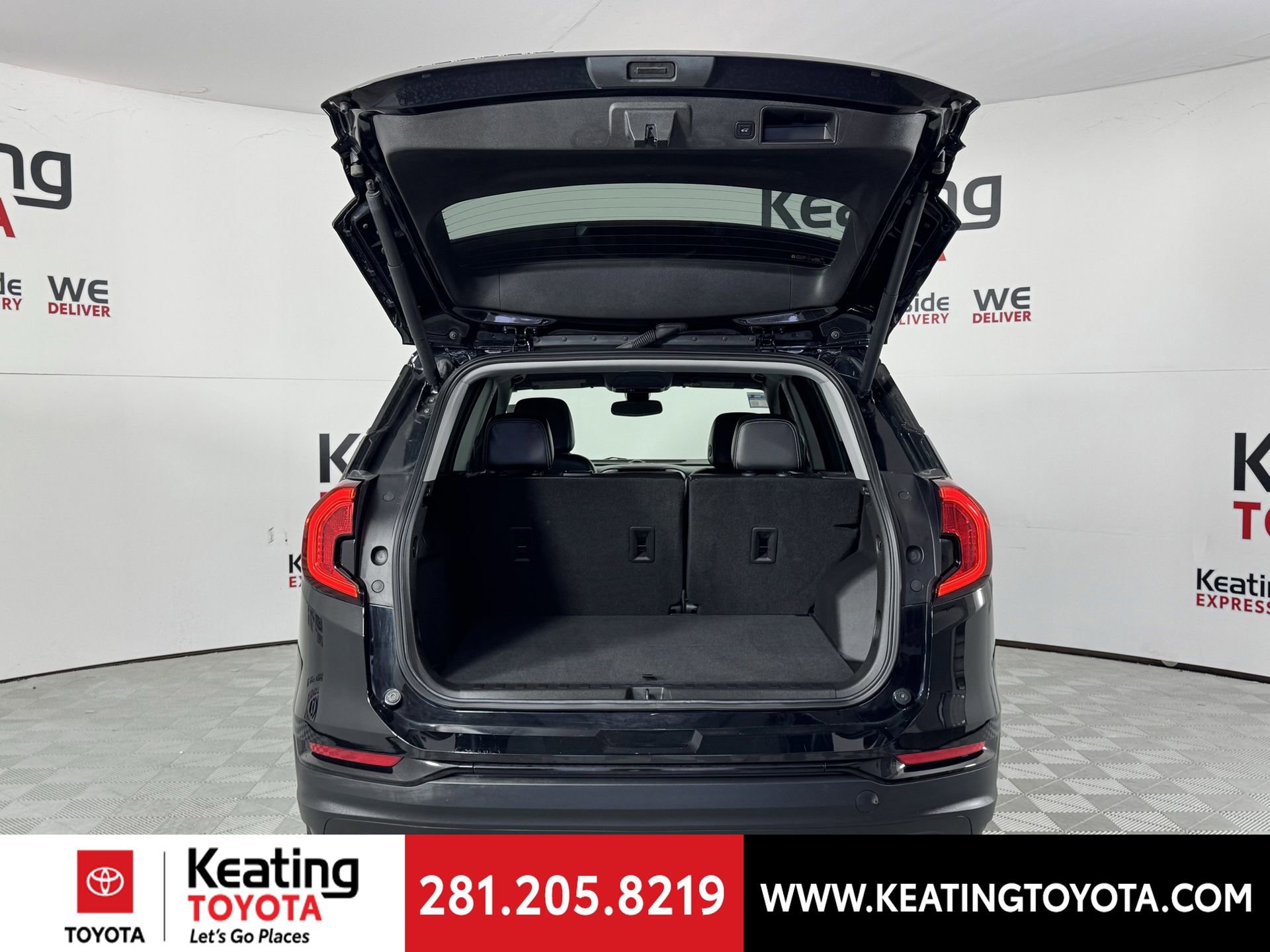 Used 2022 GMC Terrain SLT w/ Infotainment Package II image 16