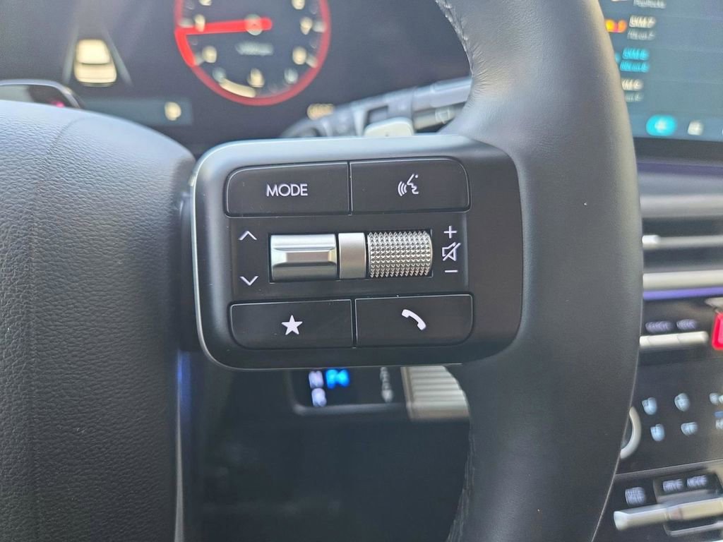 Used 2025 Hyundai Santa Fe Limited image 23