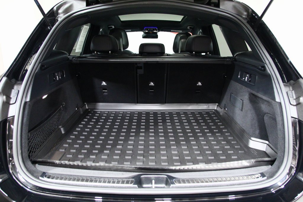 Used 2025 Mercedes-Benz GLC 300 GLC 300 image 27