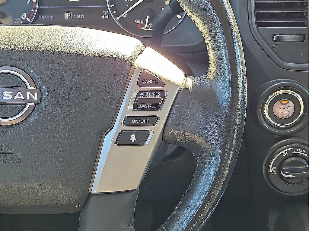Used 2024 Nissan Titan SV w/ SV Convenience Package image 21