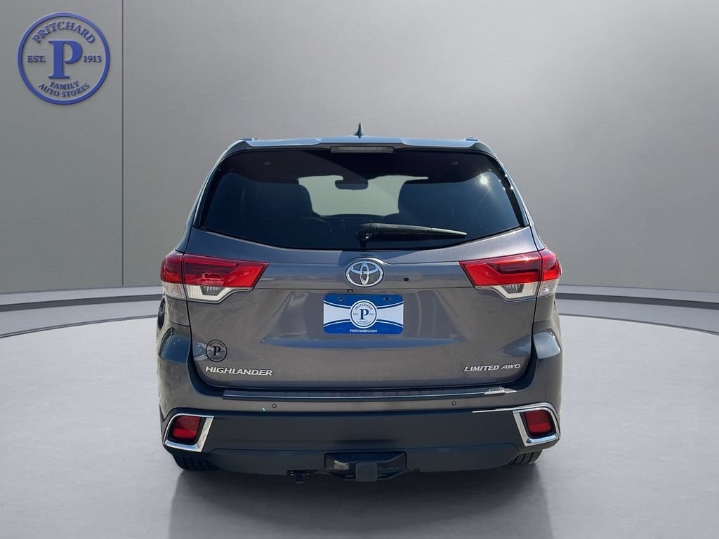 Used 2018 Toyota Highlander Limited AWD/4WD image 6
