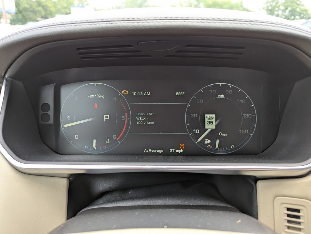 Used 2016 Land Rover Range Rover HSE AWD/4WD image 18