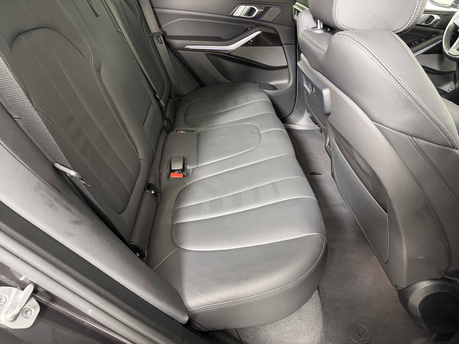 Used 2021 BMW X5 xDrive45e w/ Premium Package image 13