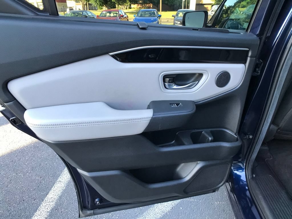 Certified 2024 Honda Pilot Touring image 25
