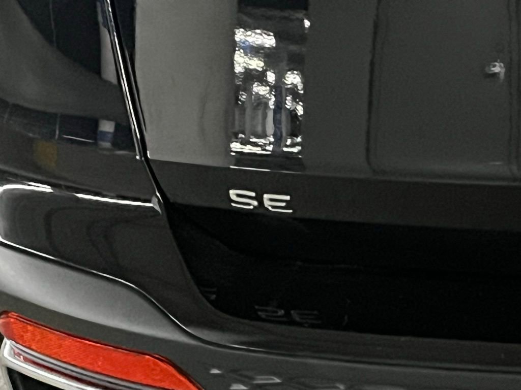 Used 2022 Volkswagen Taos SE w/ Panoramic Sunroof Package image 36