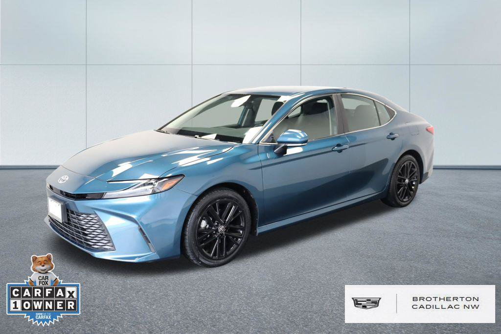 Used 2025 Toyota Camry XLE