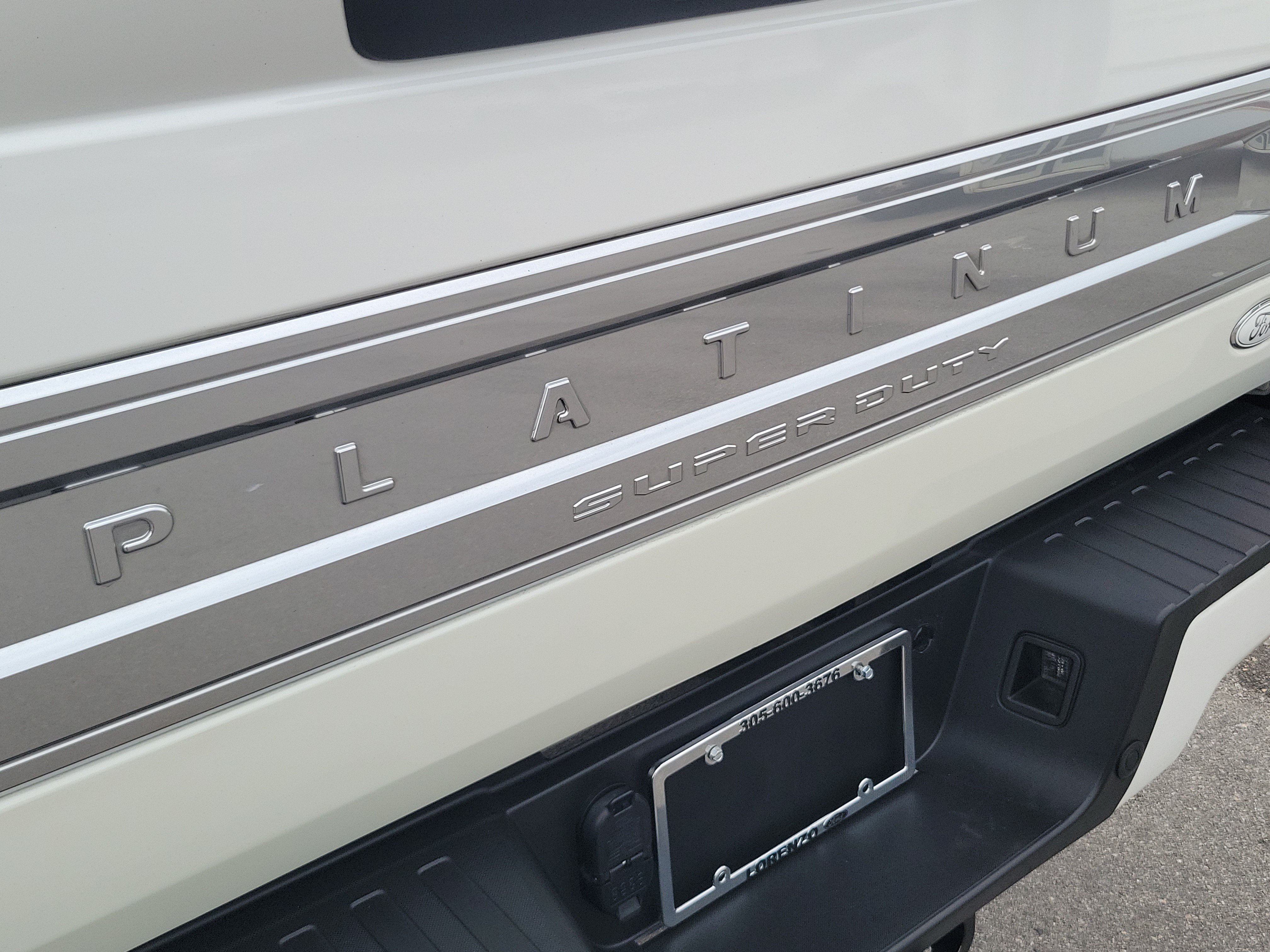 Used 2022 Ford F350 Platinum AWD/4WD image 31