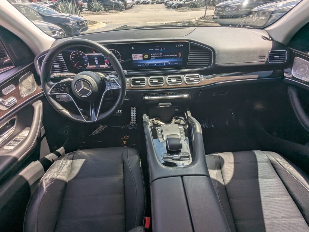 Certified 2024 Mercedes-Benz GLS 580 4MATIC image 2