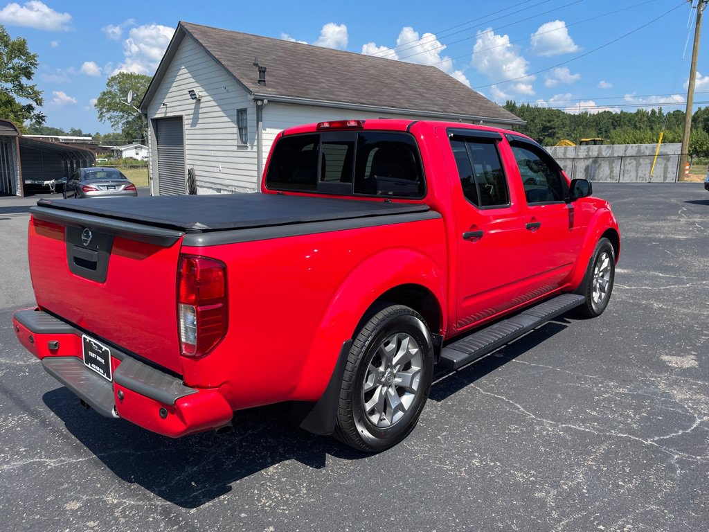 Used 2021 Nissan Frontier SV RWD image 6