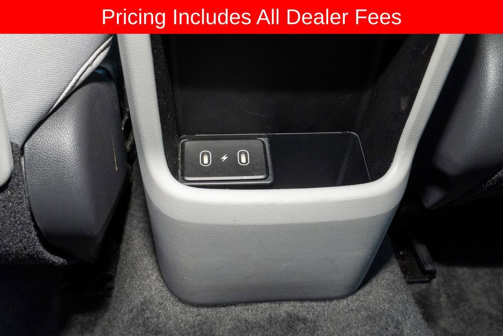 Used 2025 Hyundai Kona SEL FWD image 7