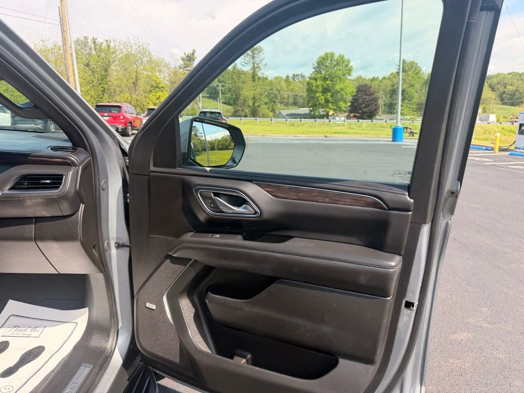 Used 2024 Chevrolet Tahoe LT AWD/4WD image 41