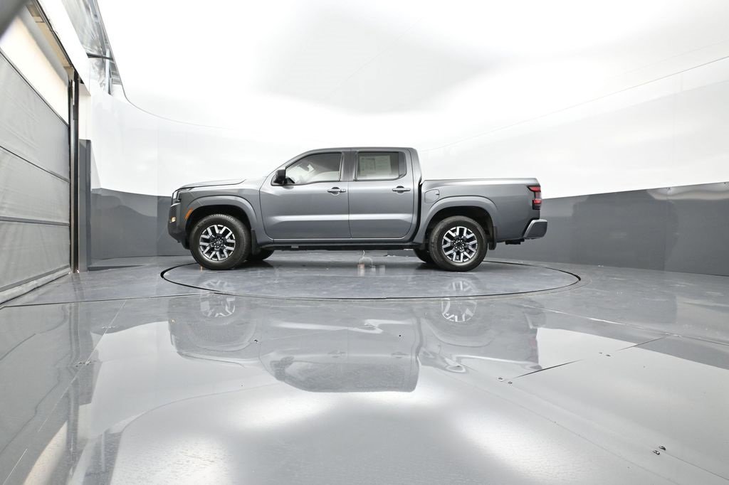 Used 2022 Nissan Frontier SV image 35