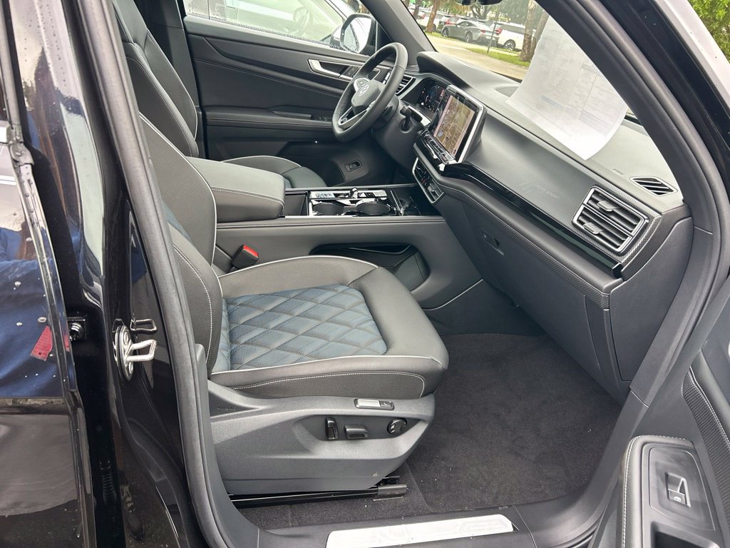 New 2026 Volkswagen Atlas Cross Sport SEL Premium R-Line AWD/4WD image 42