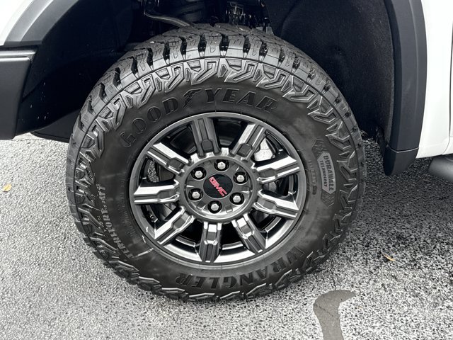 New 2026 GMC Sierra 1500 AT4X image 18