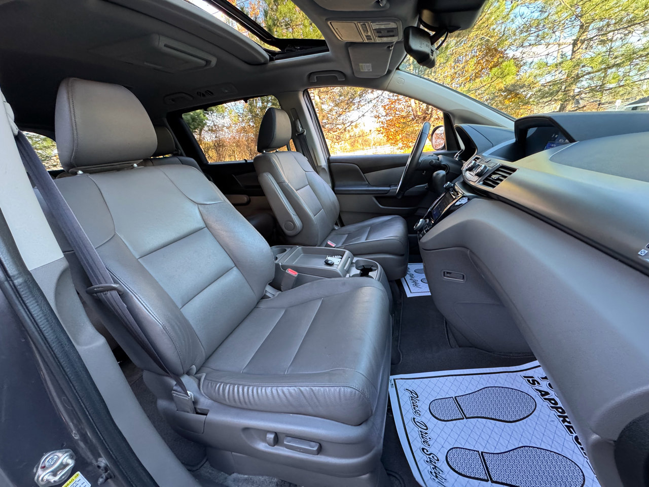Used 2015 Honda Odyssey EX-L image 16
