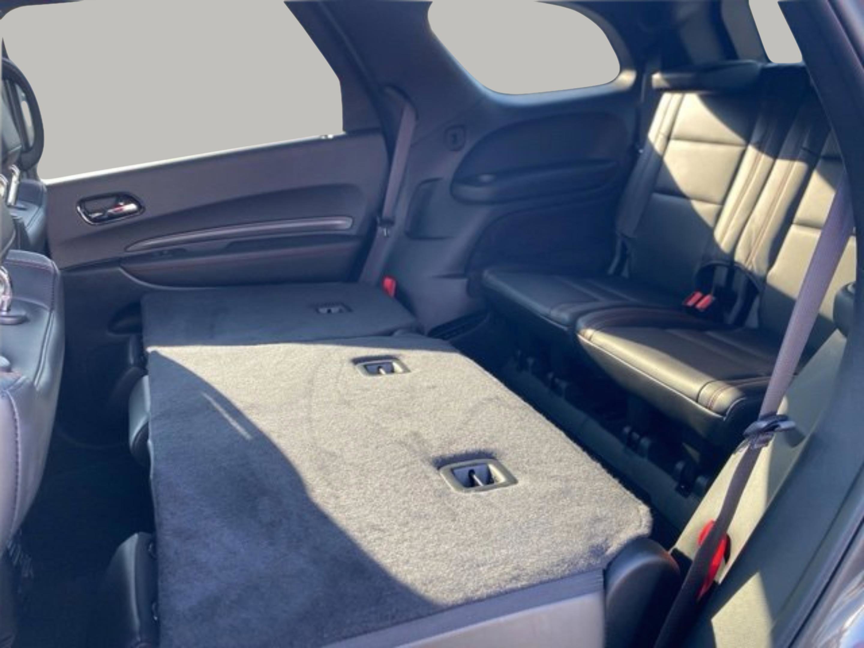 Used 2025 Dodge Durango R/T image 32