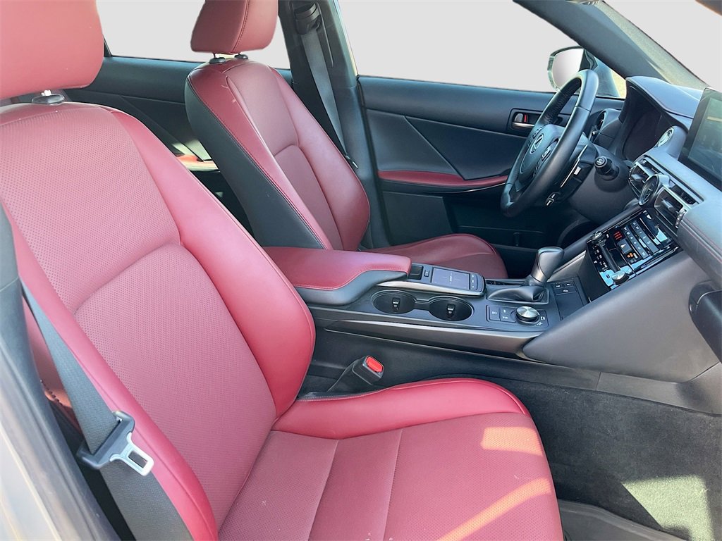 Used 2024 Lexus IS 300 w/ Comfort Package image 28