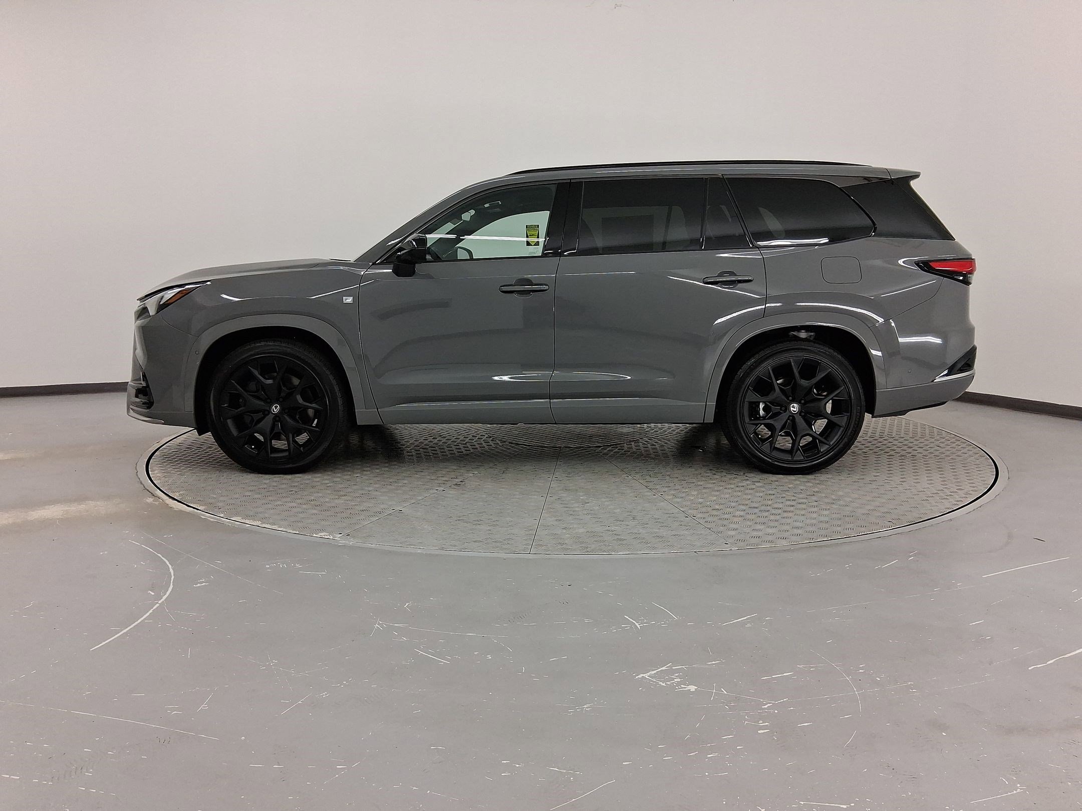 New 2026 Lexus TX 350 AWD image 2