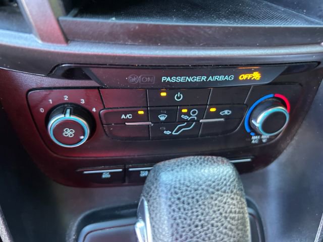 Used 2021 Ford Transit Connect XL image 21