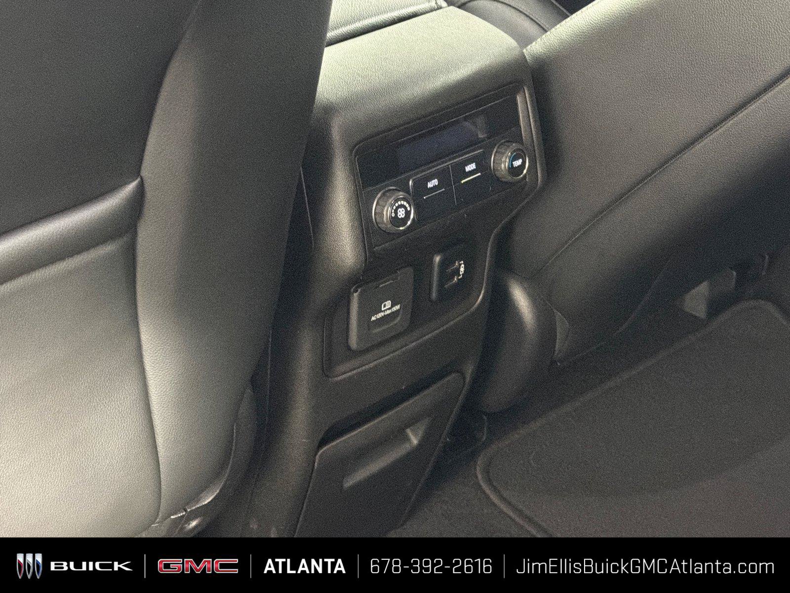Used 2018 GMC Acadia SLT FWD image 22