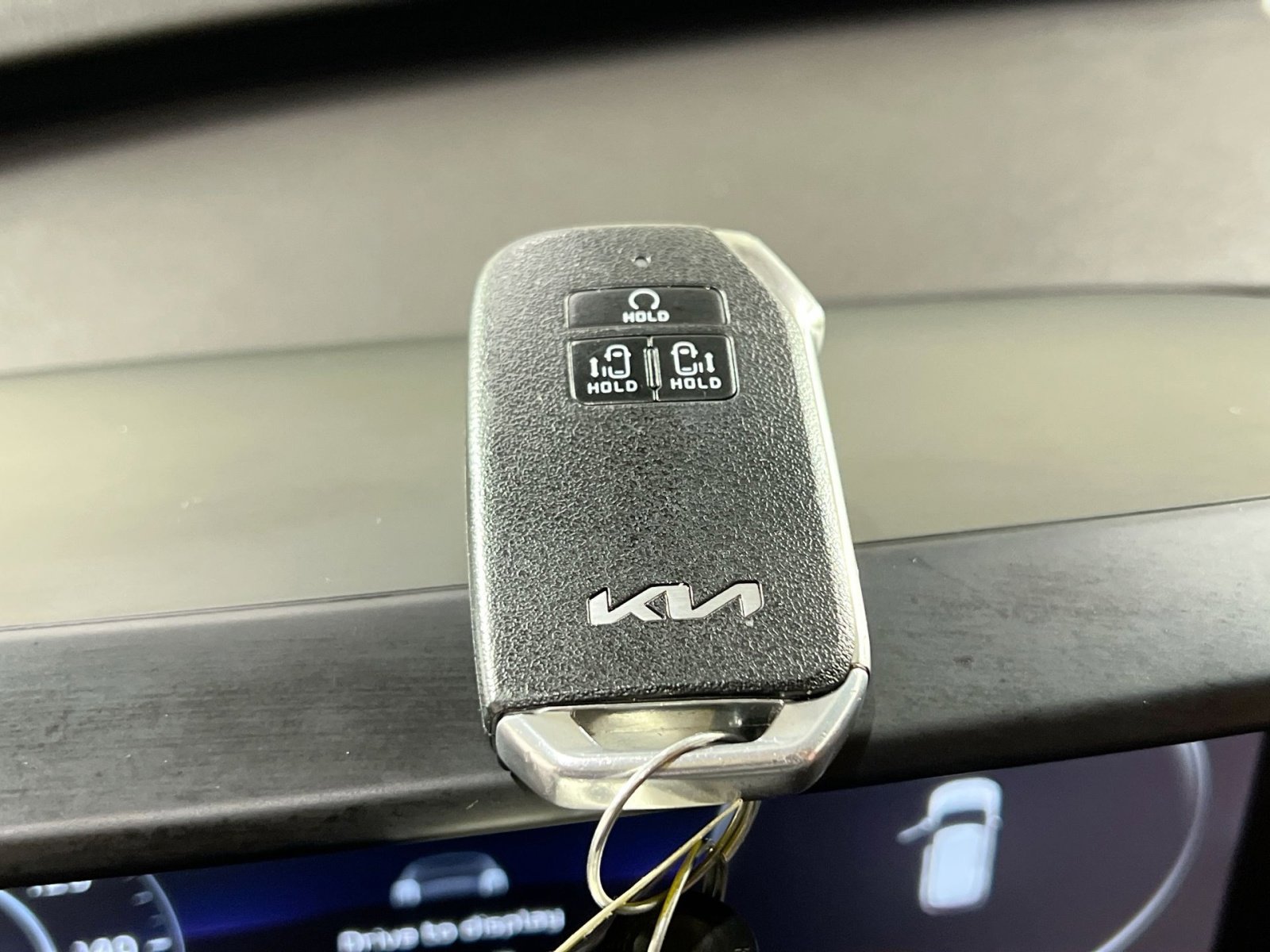 Used 2023 Kia Carnival SX image 31