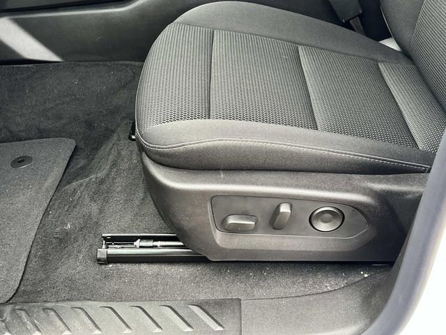 New 2026 GMC Canyon Elevation w/ Convenience Package image 17