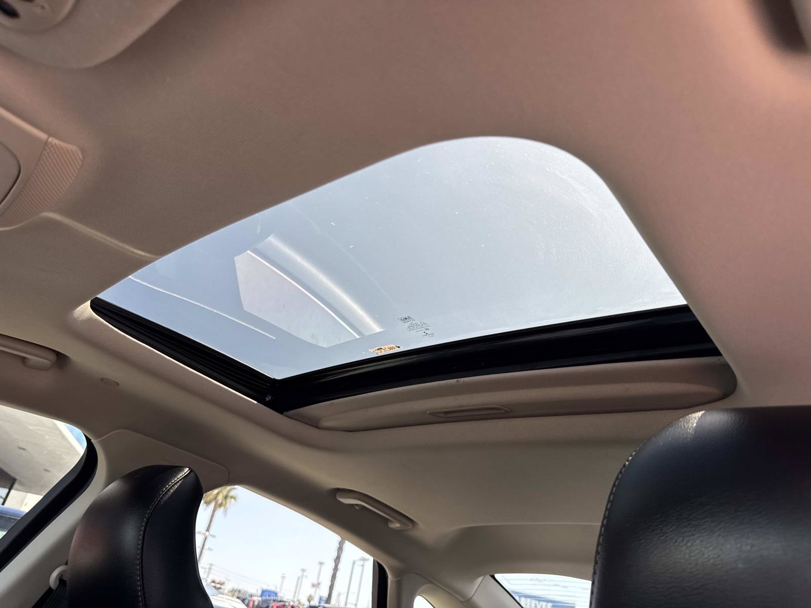 Used 2019 Ford Fusion Energi Titanium FWD image 27