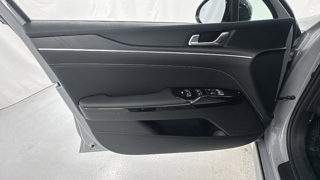 New 2026 Kia K5 GT-Line image 16