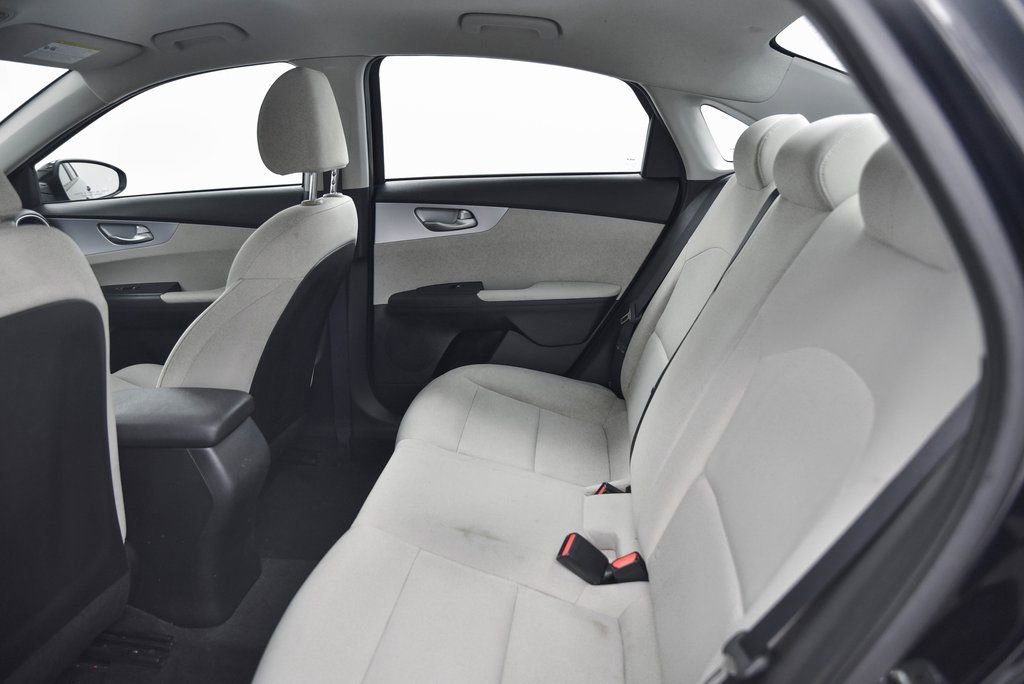 Used 2023 Kia Forte LXS image 14